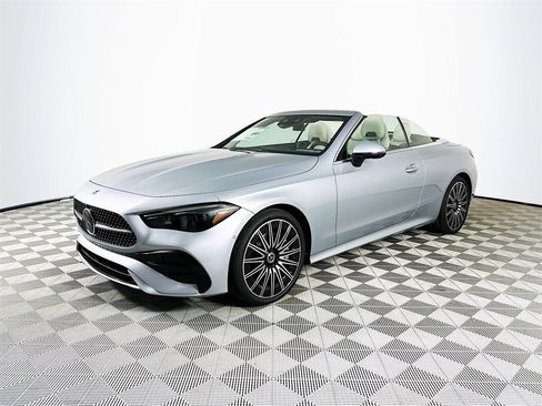 New 2026 Mercedes-Benz CLE 450 4MATIC Cabriolet image 3