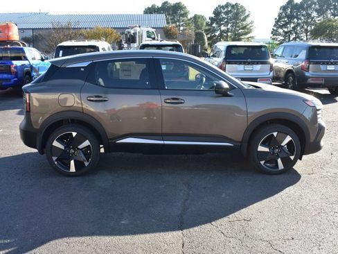 New 2026 Nissan Kicks SR w/ SR Premium Package image 4