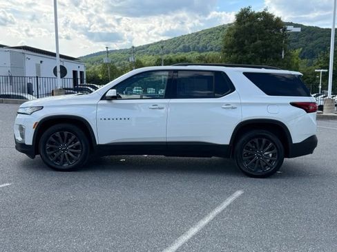 Certified 2023 Chevrolet Traverse RS AWD/4WD image 10