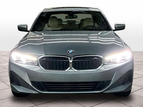 Used 2025 BMW 330i Sedan w/ Premium Package image 3