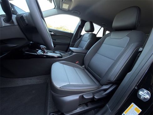 New 2026 Chevrolet Trax LT image 19