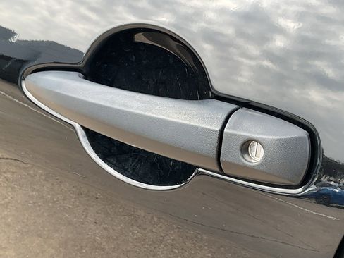 Used 2025 Nissan Sentra S image 8