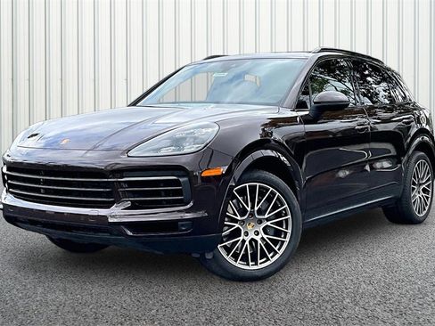 Used 2023 Porsche Cayenne S Platinum image 35