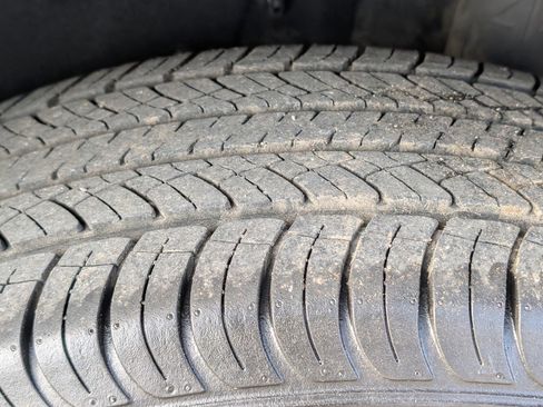 Used 2020 Toyota RAV4 LE image 23