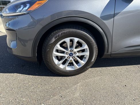 Used 2021 Ford Escape SE FWD image 10
