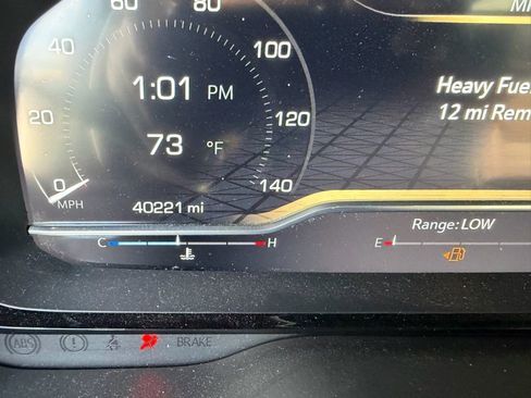 Used 2023 GMC Yukon Denali Ultimate image 12