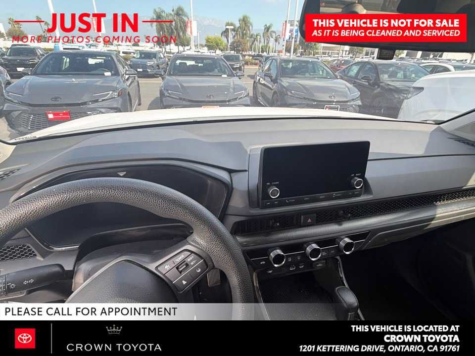 Used 2023 Honda CR-V EX image 6