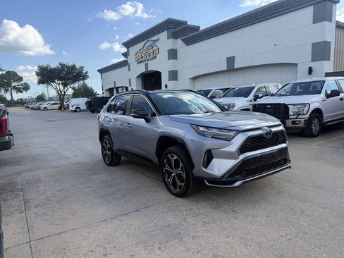Used 2024 Toyota RAV4 XSE AWD/4WD image 2