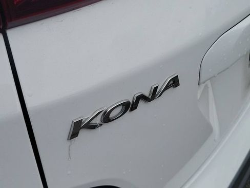 Used 2021 Hyundai Kona SE FWD image 6