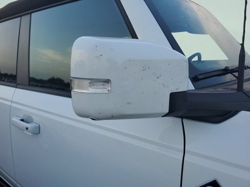 Used 2024 Ford Bronco Outer Banks AWD/4WD image 9