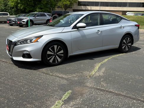 Used 2019 Nissan Altima 2.5 SV AWD/4WD image 31