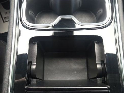 Used 2024 Chevrolet Traverse LT w/ LPO, Floor Liner Package FWD image 35