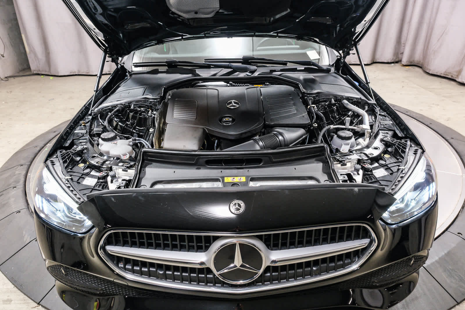 Certified 2024 Mercedes-Benz C 300 Sedan image 33