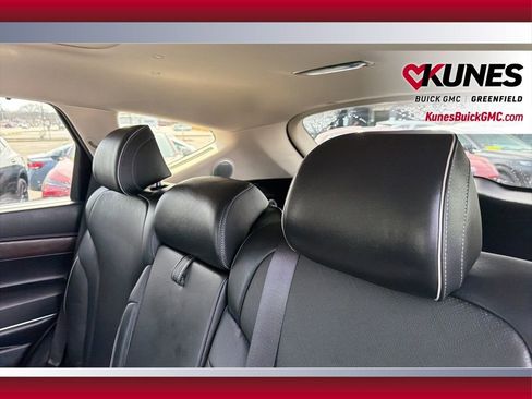 Used 2025 Genesis GV80 2.5T Prestige image 43