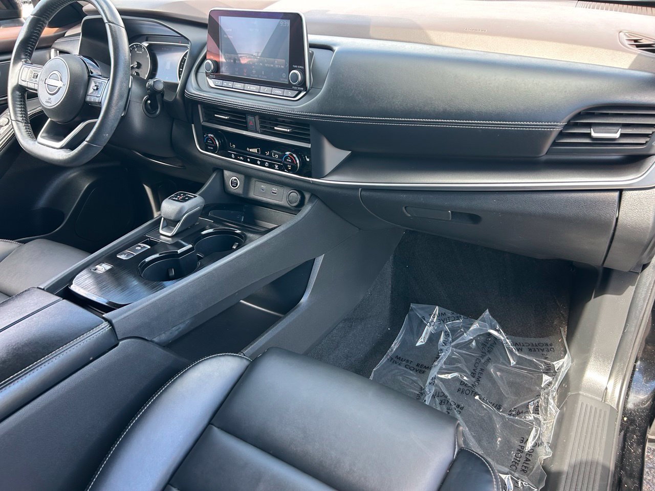 Certified 2023 Nissan Rogue SV w/ SV Premium B Package FWD image 13