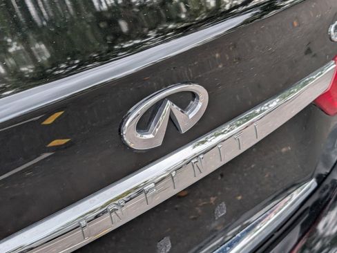 Used 2015 INFINITI Q50 Premium w/ Deluxe Touring Package image 20