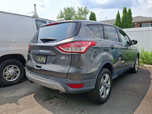 Used 2015 Ford Escape SE AWD/4WD image 3