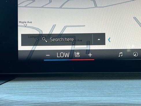 New 2025 BMW 330i xDrive Sedan w/ Convenience Package image 19