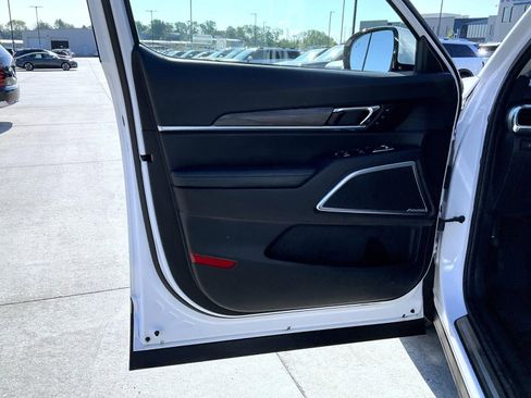 Used 2022 Kia Telluride SX w/ Towing Package AWD/4WD image 10