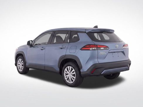 Used 2026 Toyota Corolla Cross L FWD image 4