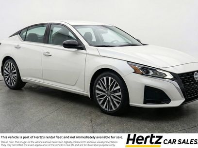 Used 2025 Nissan Altima 2.5 SV