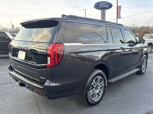 New 2026 Ford Expedition Max Active image 5