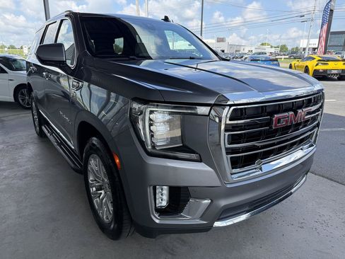 Used 2021 GMC Yukon SLT AWD/4WD image 3