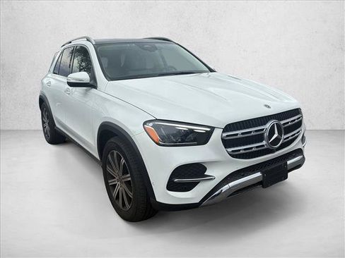 Used 2024 Mercedes-Benz GLE 350 4MATIC image 3