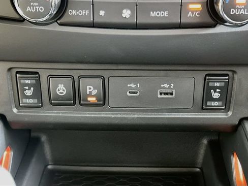 Used 2026 Nissan Frontier PRO-4X w/ Tow Package AWD/4WD image 18