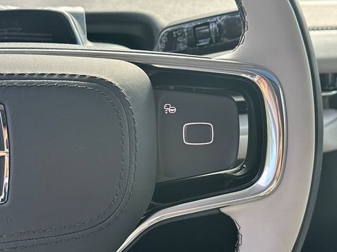 New 2026 Lincoln Navigator Reserve AWD/4WD image 24