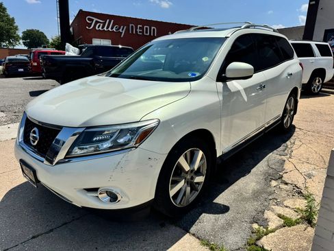 Used 2014 Nissan Pathfinder Platinum w/ Platinum Premium Package AWD/4WD image 7