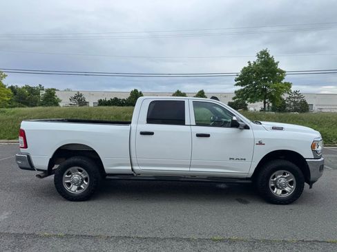 Used 2022 RAM 2500 Tradesman w/ Chrome Appearance Group image 6