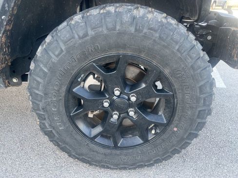 Used 2022 Jeep Wrangler Sport AWD/4WD image 14