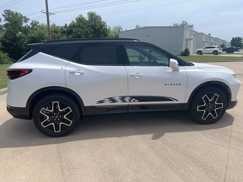 Used 2025 Chevrolet Blazer RS w/ Enhanced Convenience Package FWD image 10