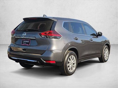 Used 2019 Nissan Rogue S FWD image 5