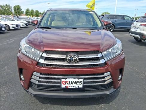 Used 2017 Toyota Highlander Limited AWD/4WD image 14
