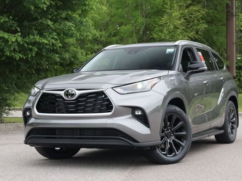 New 2026 Toyota Highlander XLE AWD/4WD image 1
