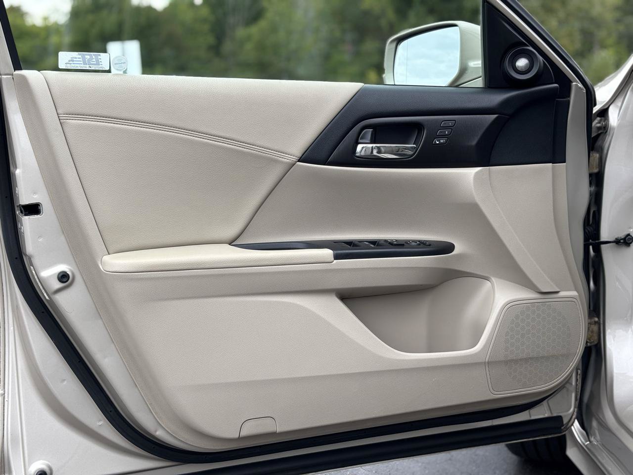 Used 2013 Honda Accord EX-L image 14