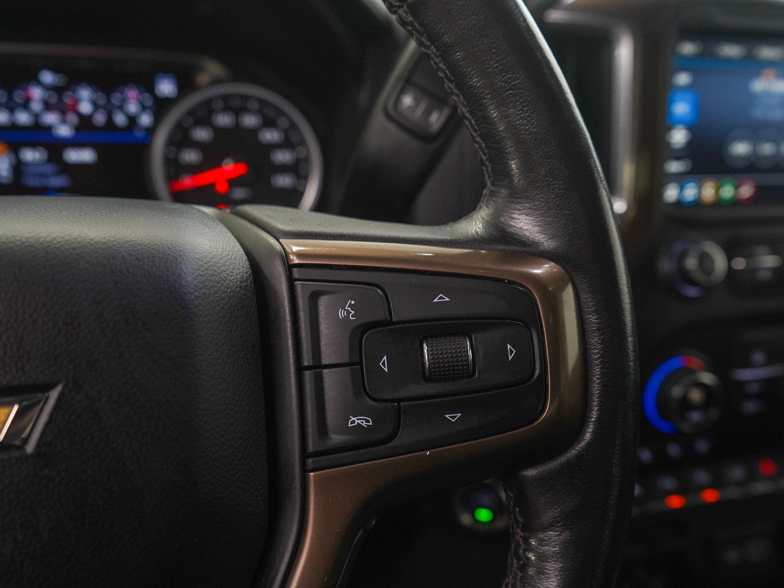 Used 2020 Chevrolet Silverado 1500 High Country AWD/4WD image 29