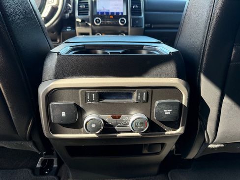 Used 2020 Ford Expedition Max XLT w/ Equipment Group 202A RWD image 24
