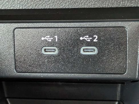Used 2025 Nissan Kicks SV FWD image 22