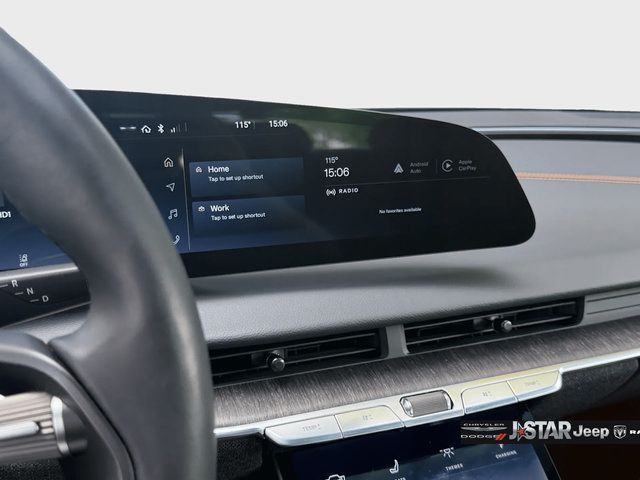Used 2025 Lucid Air Touring AWD/4WD image 21