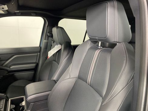 New 2026 Toyota 4Runner Limited image 9