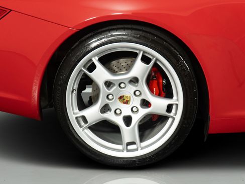 Used 2006 Porsche 911 Carrera S RWD image 7