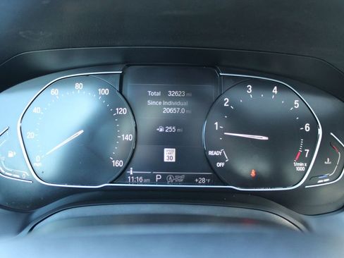 Used 2021 BMW 330i xDrive Sedan w/ Convenience Package AWD/4WD image 18