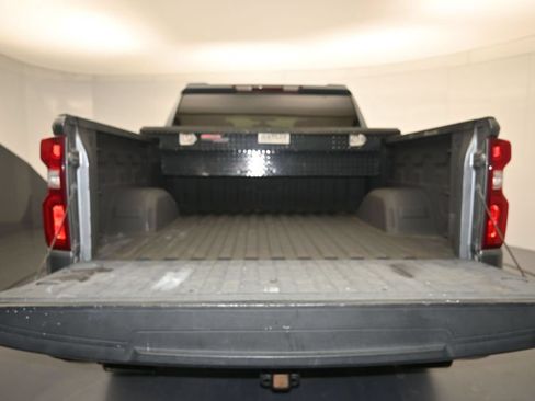 Certified 2021 Chevrolet Silverado 1500 RST AWD/4WD image 24