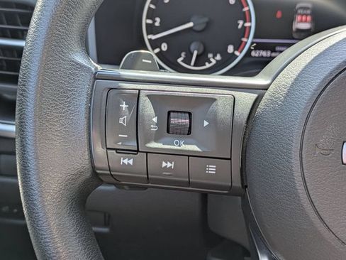 Used 2024 Nissan Rogue SV FWD image 27