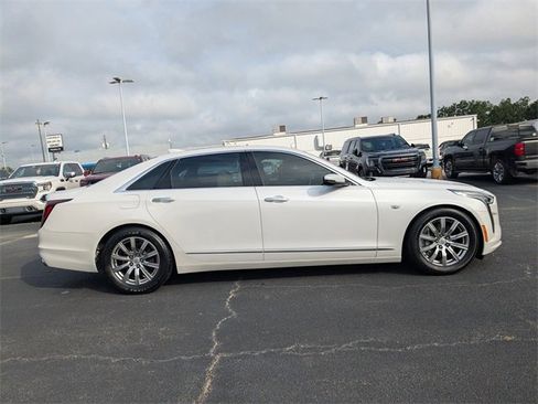 Used 2020 Cadillac CT6 Luxury image 3