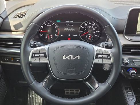 Used 2022 Kia Telluride SX w/ SX Prestige Package image 9