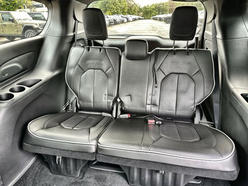 New 2026 Chrysler Pacifica Limited w/ S Appearance Package image 26